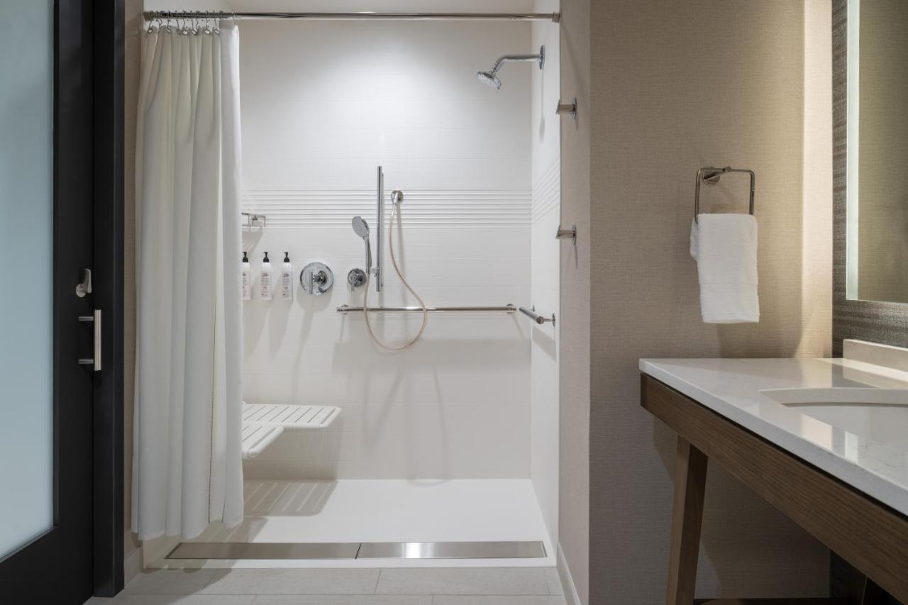 Delta Hotels By Marriott Wichita Falls Convention Center المظهر الخارجي الصورة