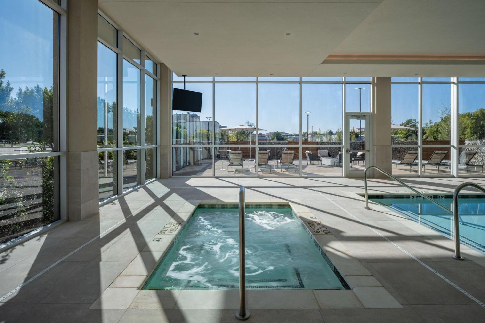 Delta Hotels By Marriott Wichita Falls Convention Center المظهر الخارجي الصورة